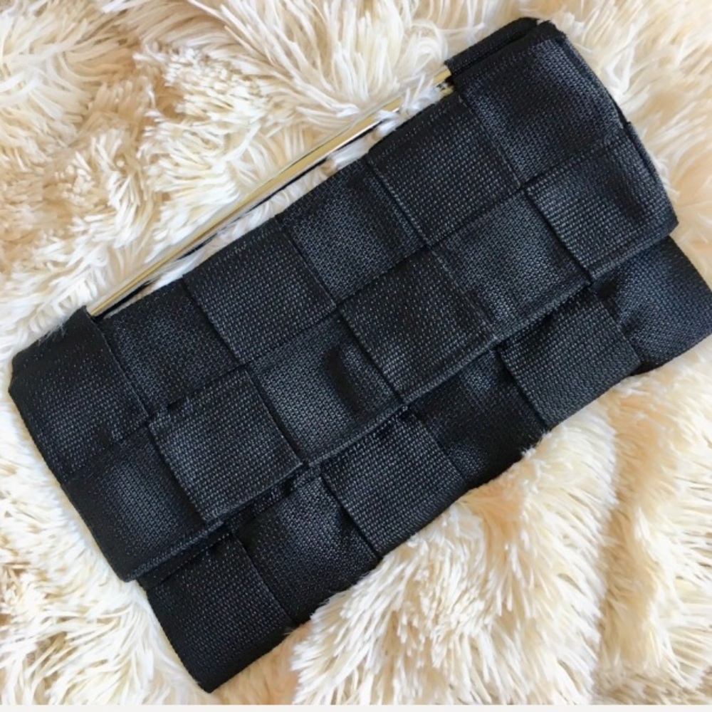 À La Mode Clutch Bag